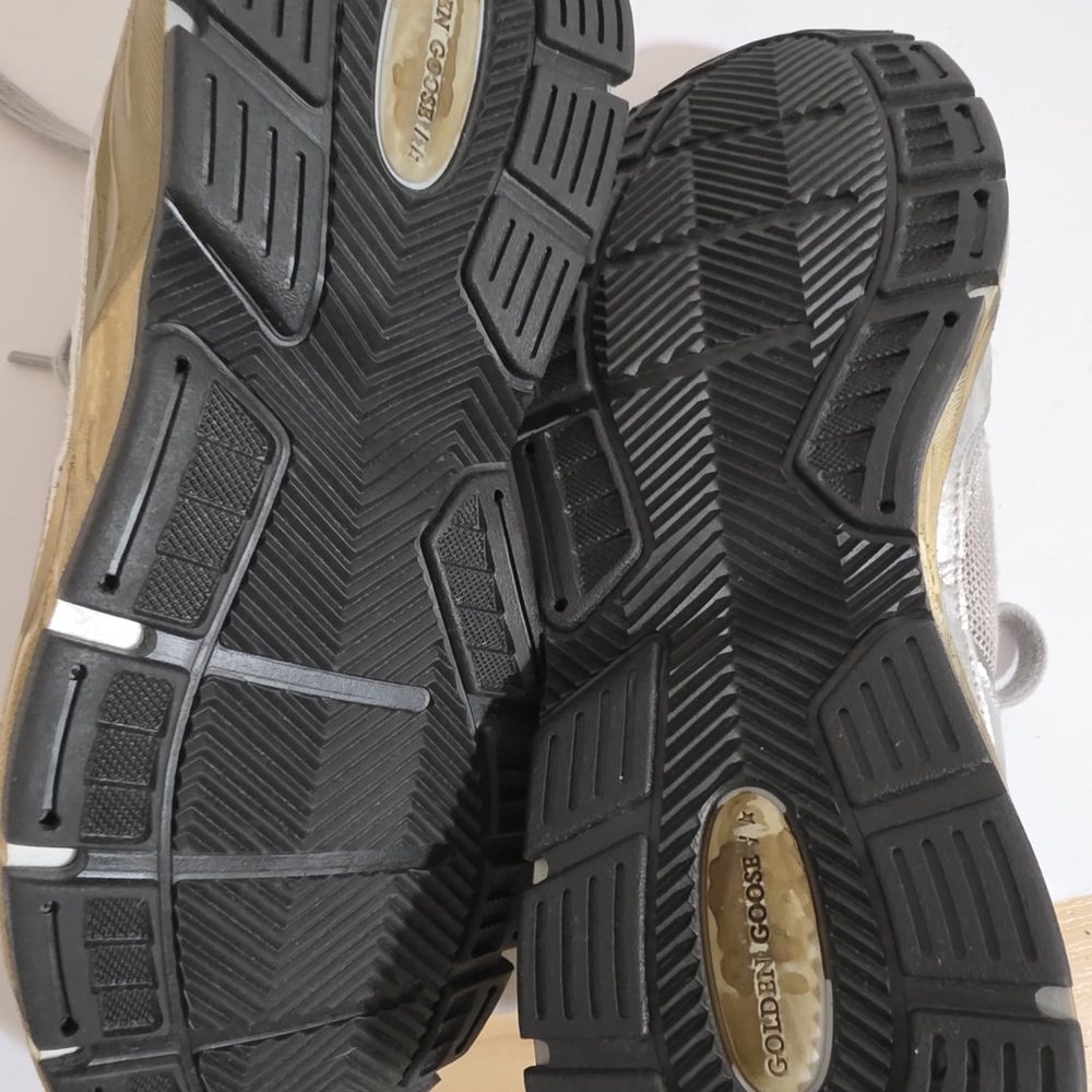 Golden Goose "Dad-Star" woman’s Silver Sneakers with Blue Tongue Accents - Picture 7 of 8